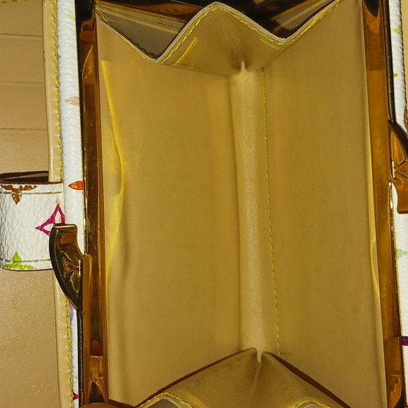 Authentic Louis Vuitton Multi Color Murakami Kiss Clasp Wallet, Dustbag & Box - Picture 12 of 17